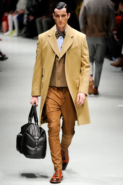 Look 21